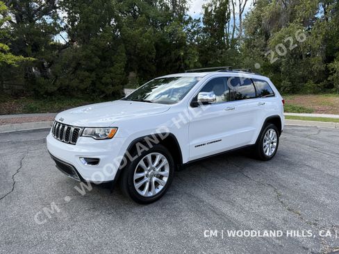 Used 2017 Jeep Grand Cherokee Limited image 1