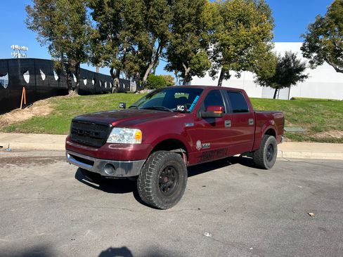 Used 2005 Ford F150 XLT image 2