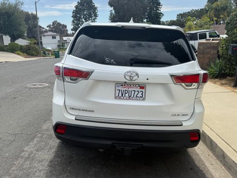 Used 2016 Toyota Highlander XLE AWD/4WD image 5