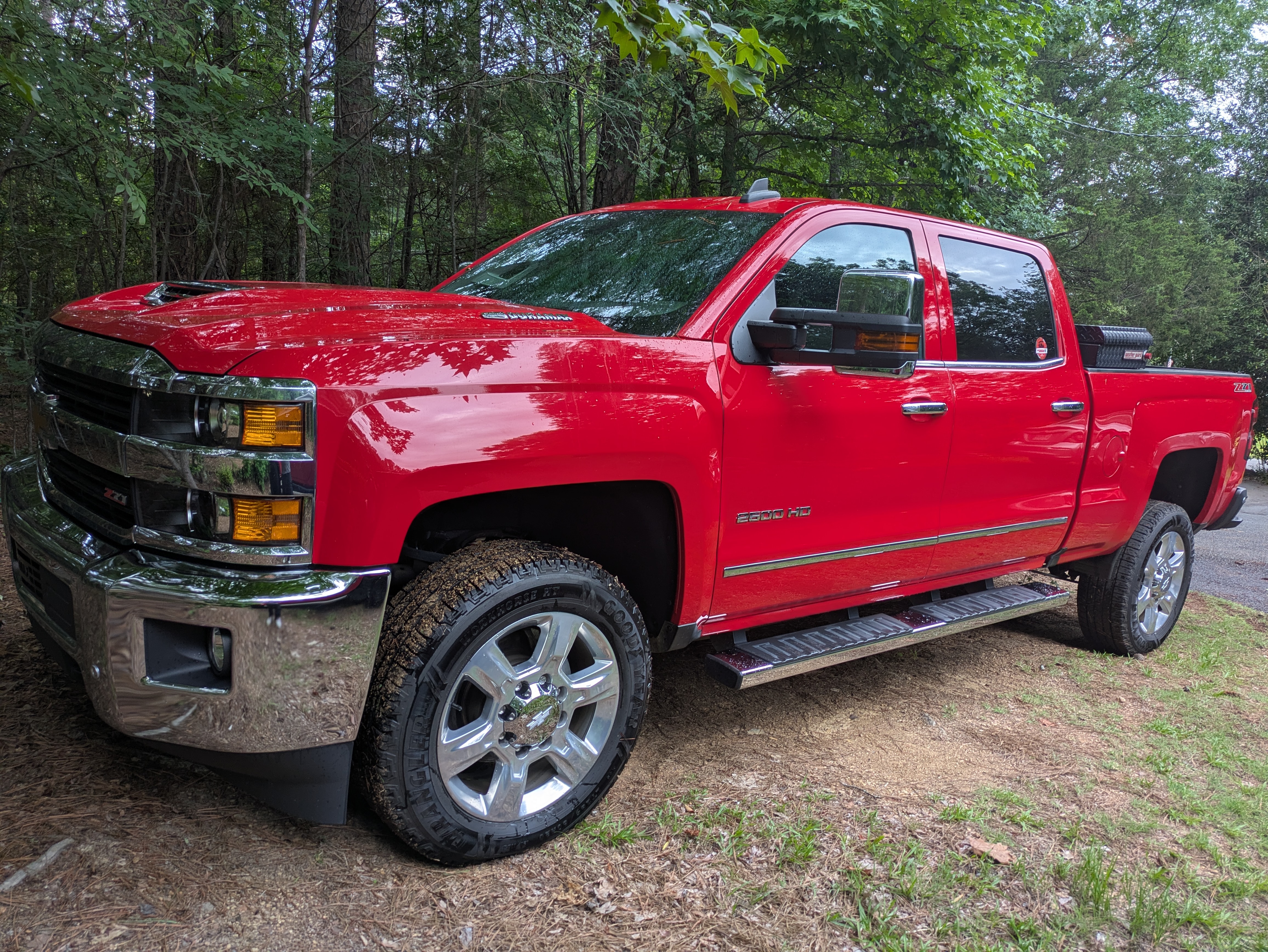Used 2017 Chevrolet Silverado 2500 LTZ w/ Duramax Plus Package AWD/4WD image 2