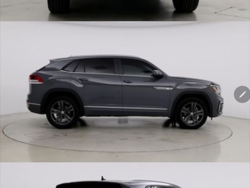 Used 2021 Volkswagen Atlas Cross Sport SE w/ Panoramic Sunroof Package image 1
