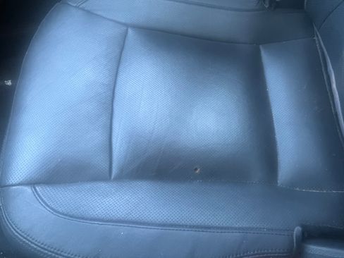 Used 2013 Hyundai Genesis 3.8 image 9