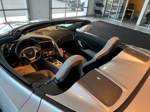 Used 2019 Chevrolet Corvette Grand Sport image 7