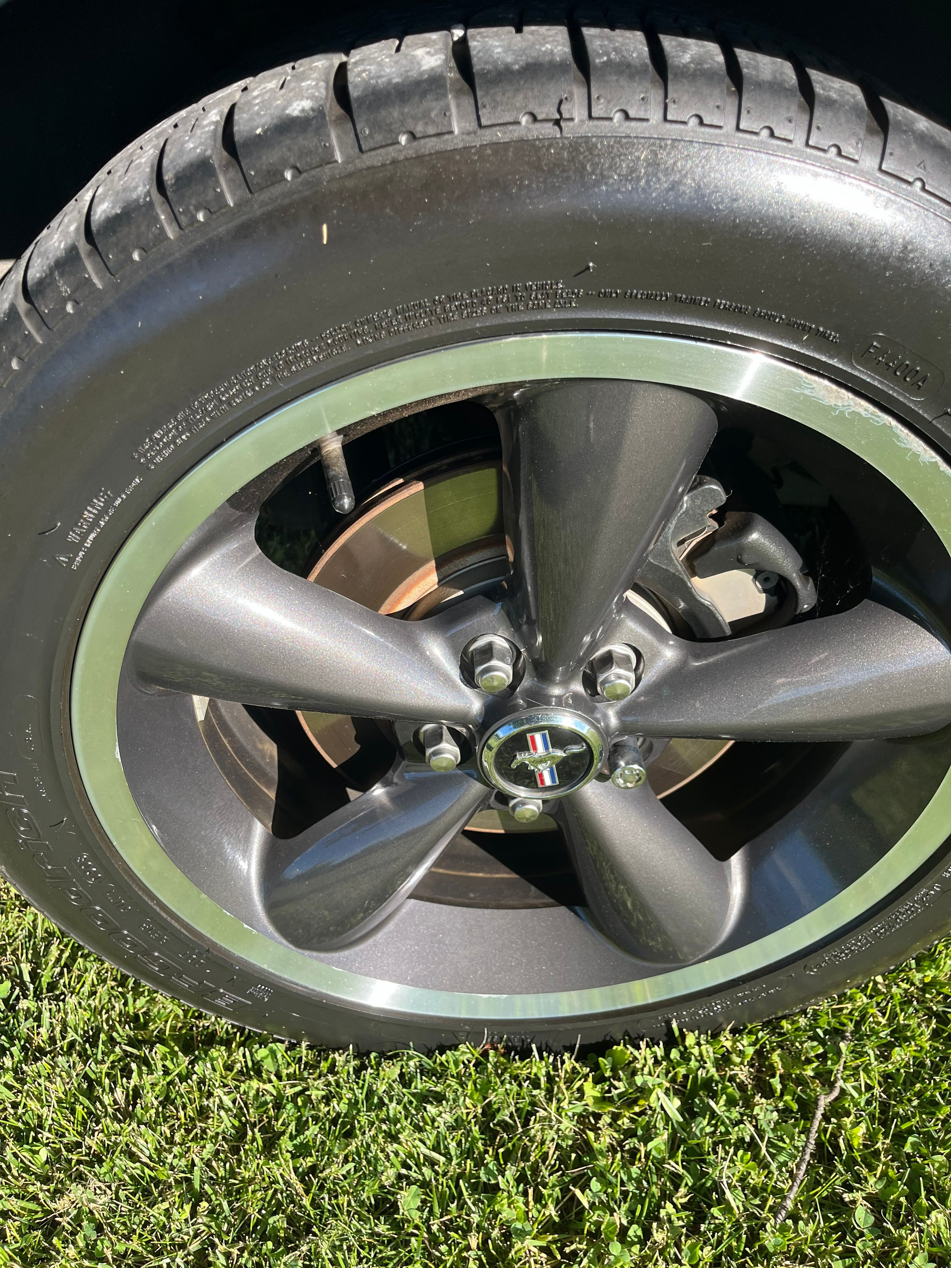 Used 2008 Ford Mustang GT RWD image 11