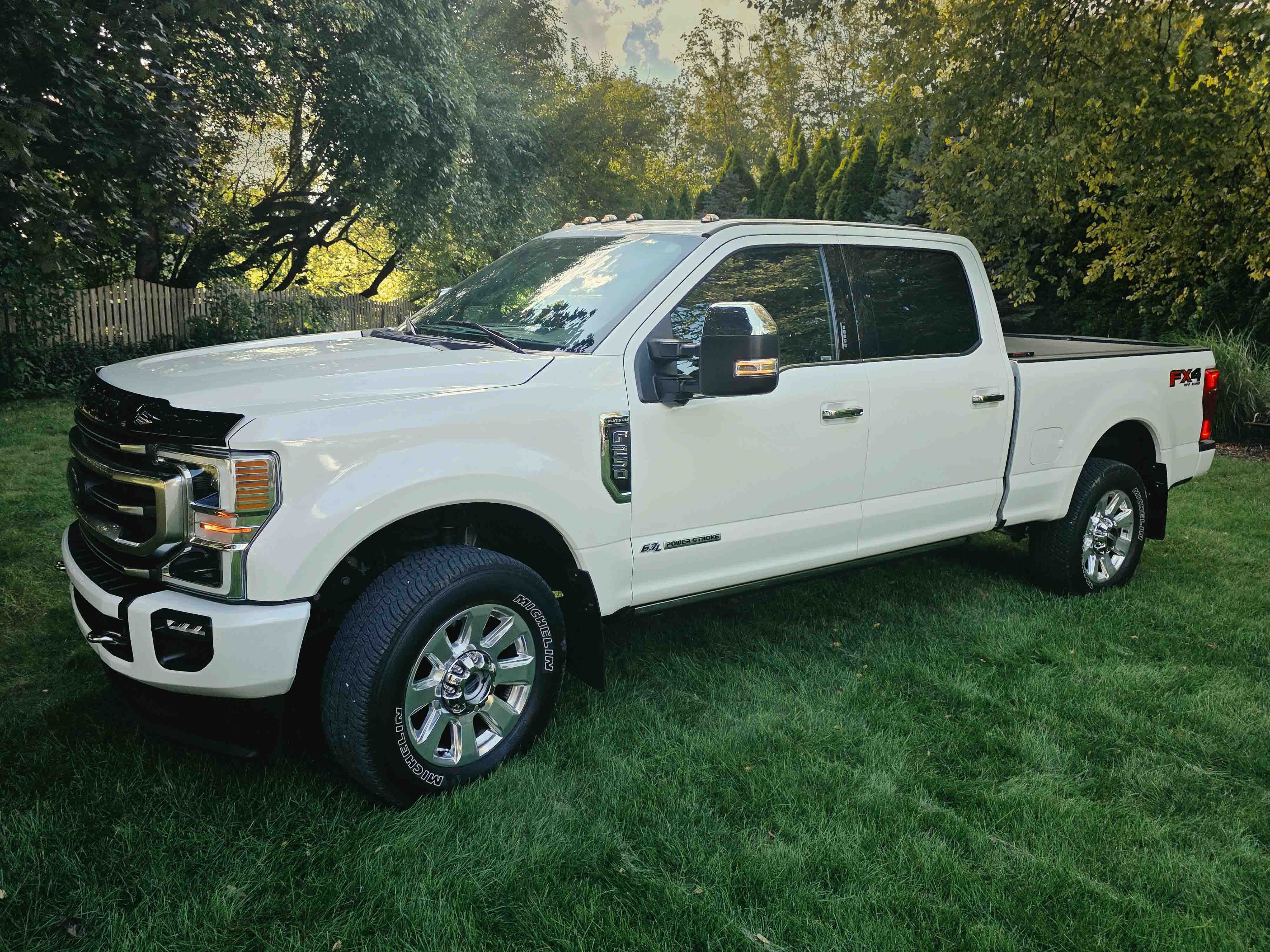 Used 2021 Ford F250 Platinum w/ FX4 Off-Road Package AWD/4WD image 1