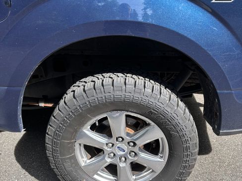Used 2018 Ford F150 XLT w/ Equipment Group 302A Luxury AWD/4WD image 18