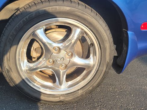 Used 1999 MAZDA MX-5 Miata 10th Anniversary Edition image 14