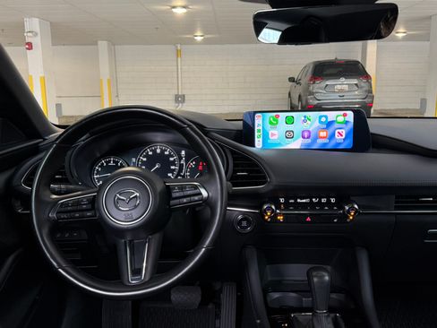 Used 2024 MAZDA MAZDA3 Hatchback w/ Appearance Package image 2