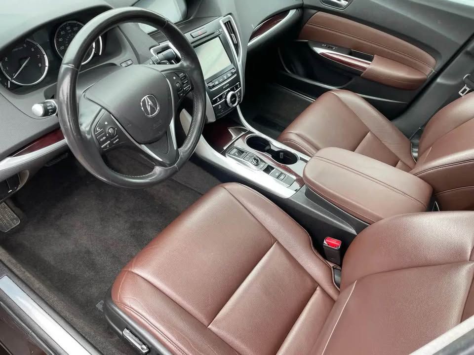 Used 2017 Acura TLX V6 FWD image 5