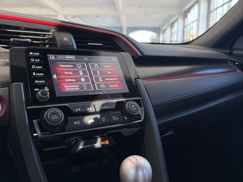Used 2021 Honda Civic Type R image 16