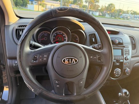 Used 2013 Kia Forte EX w/ Fuel Economy Pkg FWD image 21