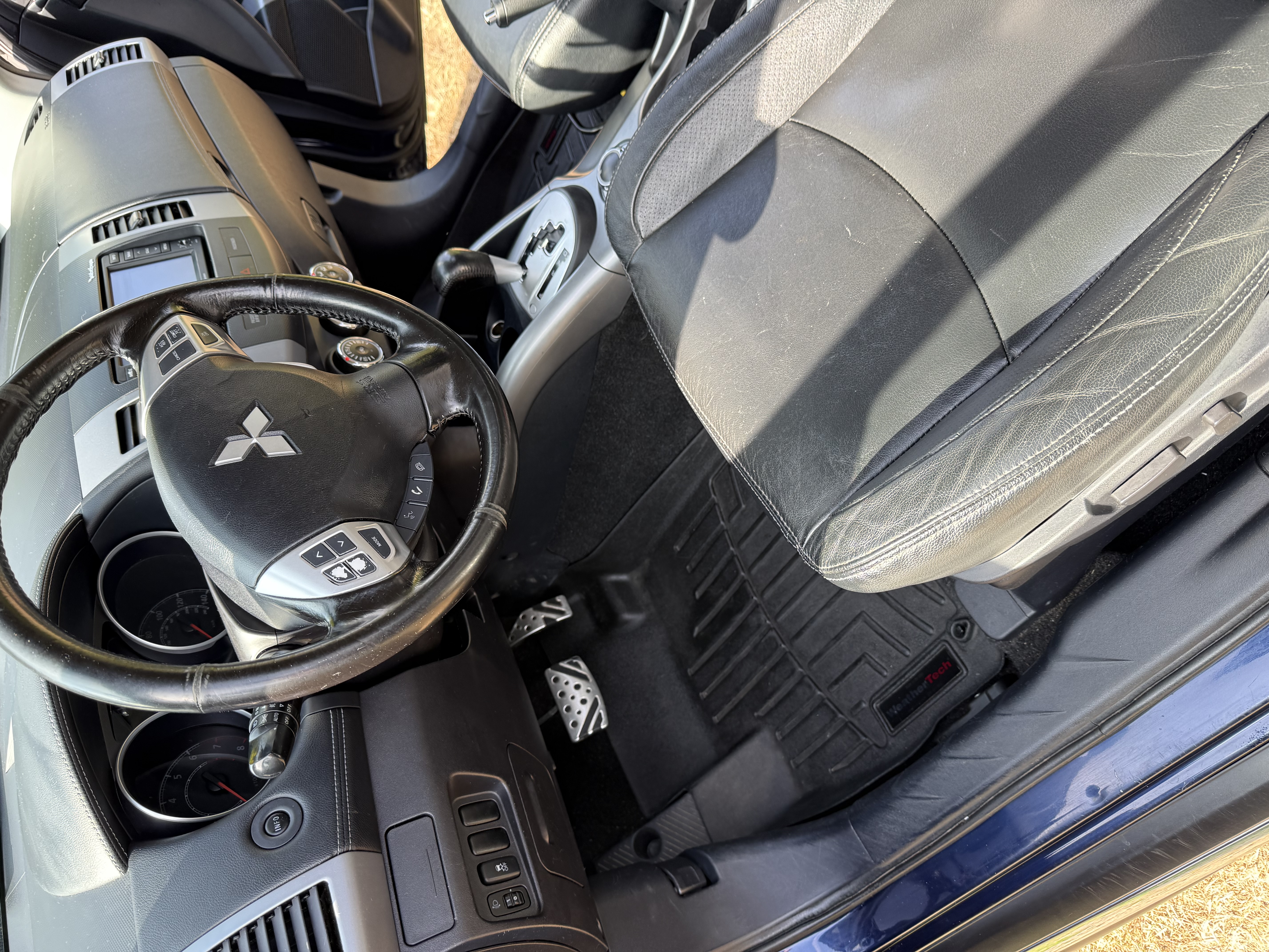 Used 2012 Mitsubishi Outlander GT AWD/4WD image 19