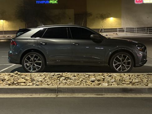 Used 2023 Audi SQ8 Prestige w/ Prestige Package image 5