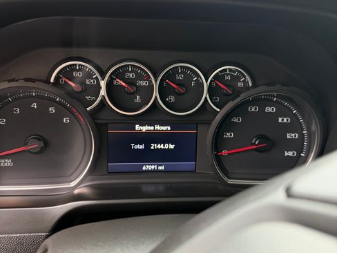 Used 2021 Chevrolet Silverado 1500 Custom Trail Boss w/ Safety Confidence Package AWD/4WD image 11