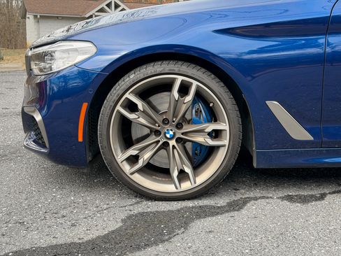 Used 2018 BMW M550i xDrive w/ Cold Weather Package image 16