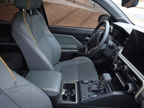 Used 2024 Toyota Tacoma 4x4 Double Cab Hybrid image 9