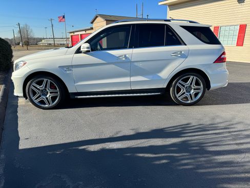 Used 2014 Mercedes-Benz ML 63 AMG 4MATIC image 11
