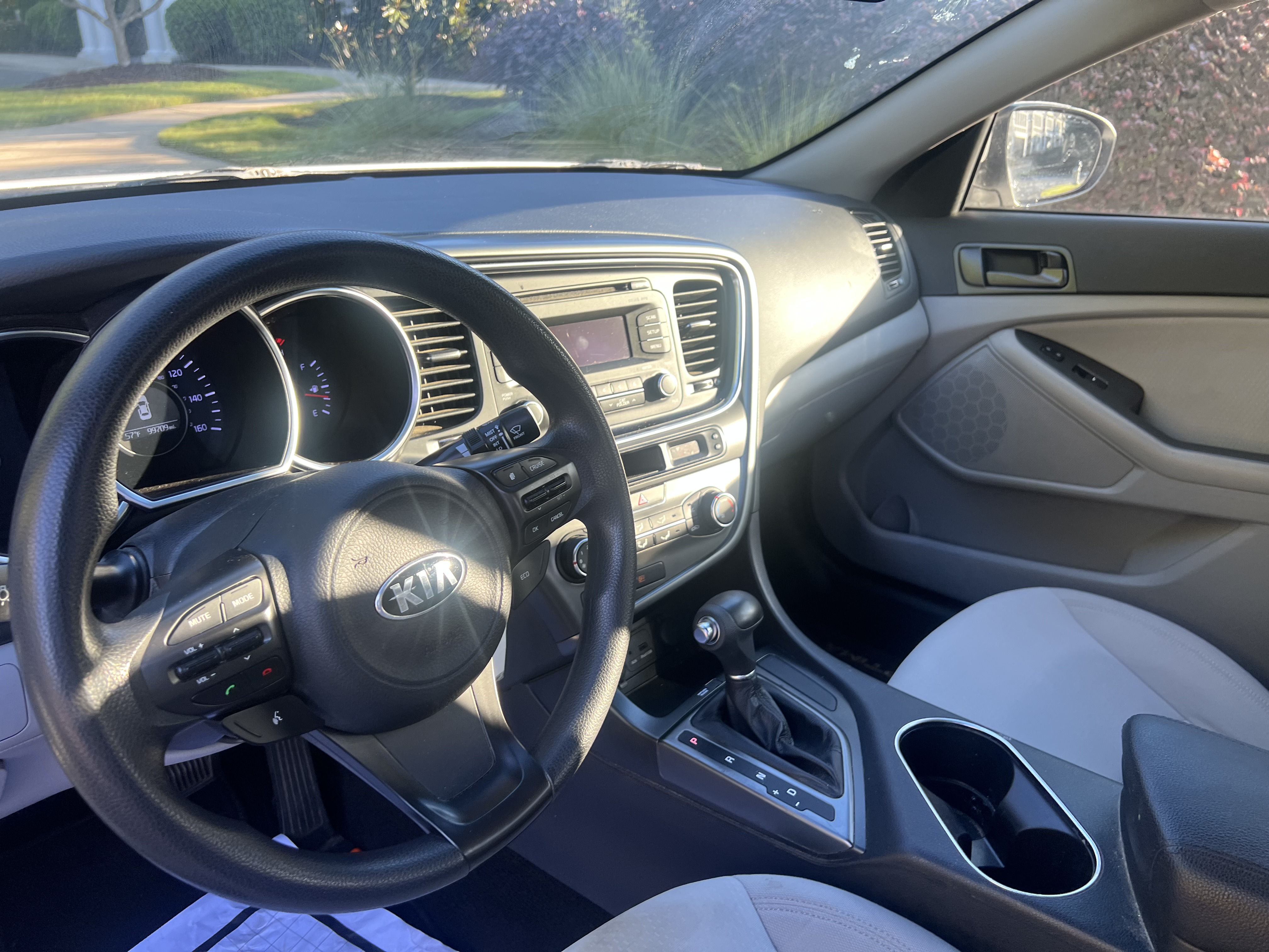 Used 2015 Kia Optima LX FWD image 9