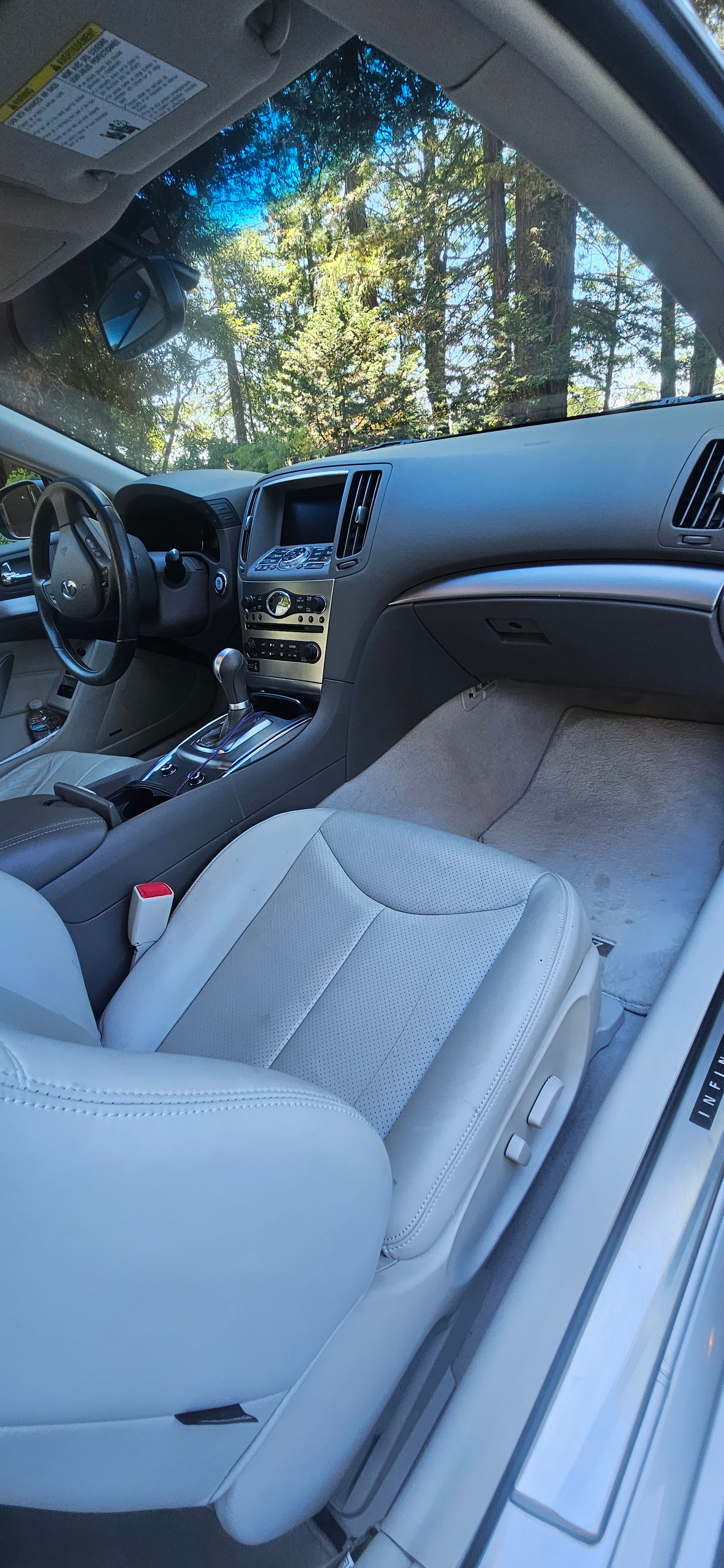 Used 2010 INFINITI G37 Journey w/ Premium Pkg RWD image 6