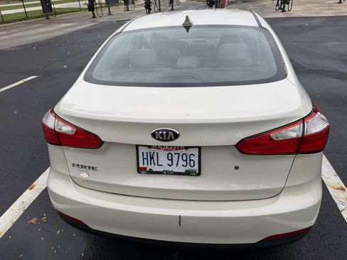 Used 2015 Kia Forte LX image 9
