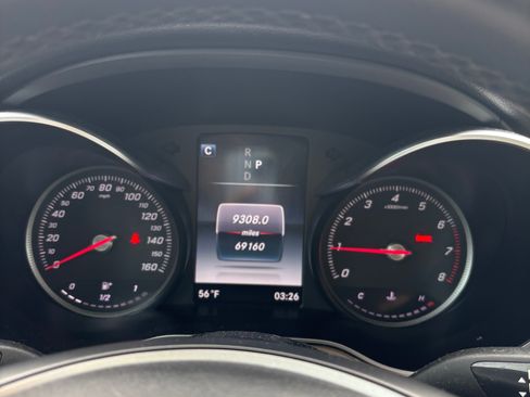 Used 2019 Mercedes-Benz GLC 300 image 19