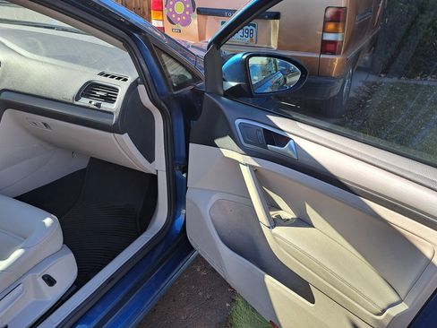 Used 2015 Volkswagen Golf SE image 15