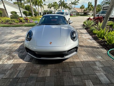 Used 2025 Porsche 911 Carrera image 5