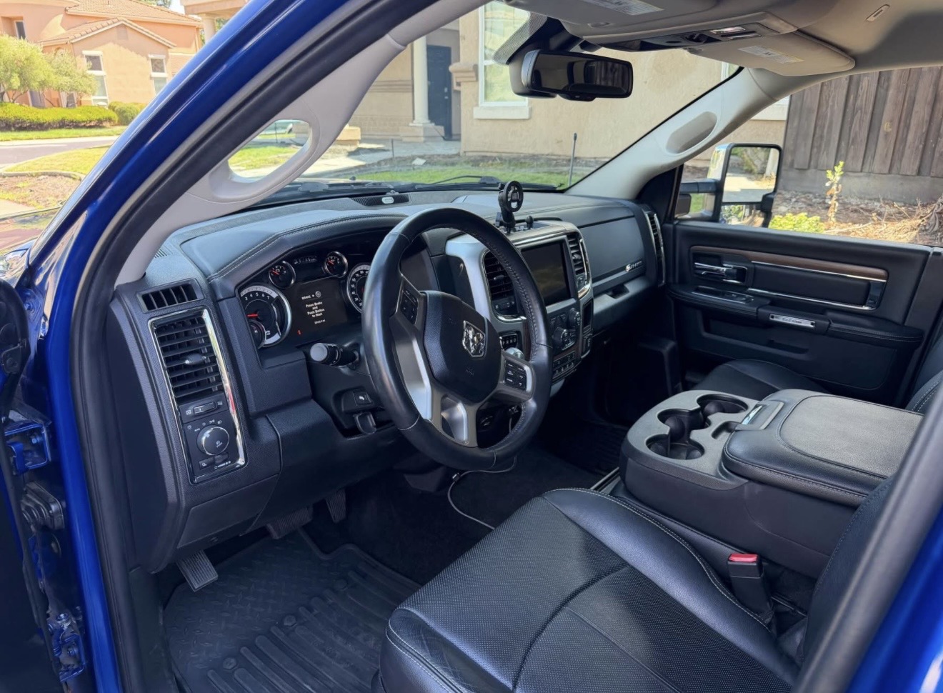 Used 2018 RAM 1500 Laramie w/ Convenience Group AWD/4WD image 12