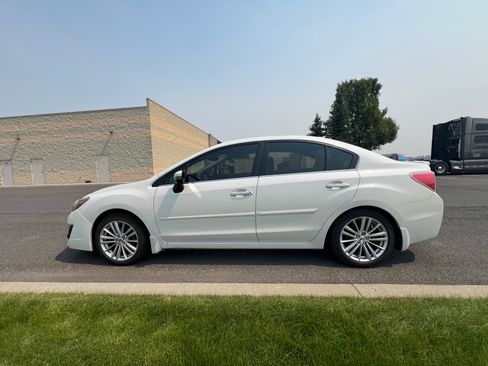 Used 2016 Subaru Impreza 2.0i Limited AWD/4WD image 2