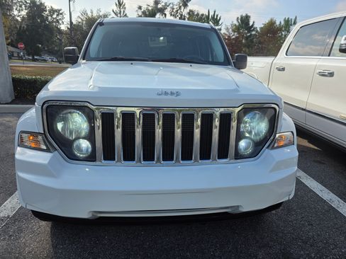 Used 2012 Jeep Liberty Limited Jet w/ Comfort/Convenience Group image 1