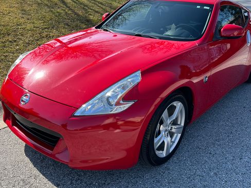 Used 2012 Nissan 370Z Coupe image 6