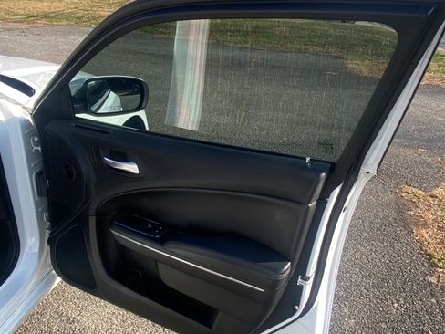 Used 2022 Dodge Charger SXT w/ Leather Interior Group image 14