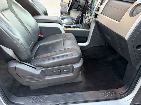 Used 2014 Ford F150 Raptor w/ Equipment Group 801A Luxury image 19