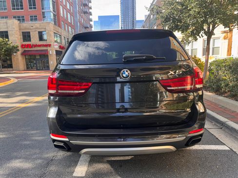 Used 2015 BMW X5 xDrive50i AWD/4WD image 6