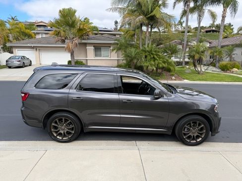 Used 2016 Dodge Durango Limited w/ Nav & Power Liftgate Group RWD image 2