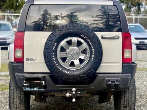 Used 2006 HUMMER H3 image 4