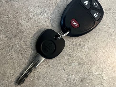 Used 2008 Chevrolet Silverado 1500 LT w/ 1LT Convenience Package image 18