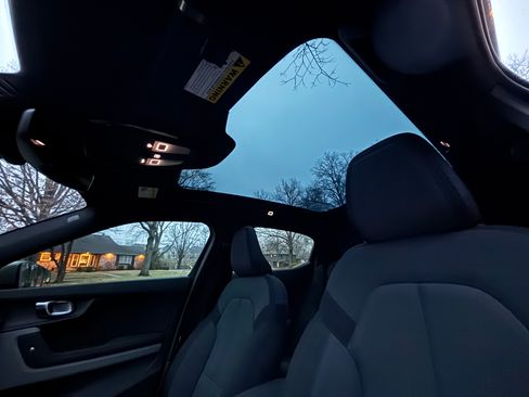 Used 2021 Polestar Polestar 2 image 27