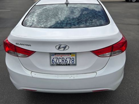 Used 2013 Hyundai Elantra GLS image 8