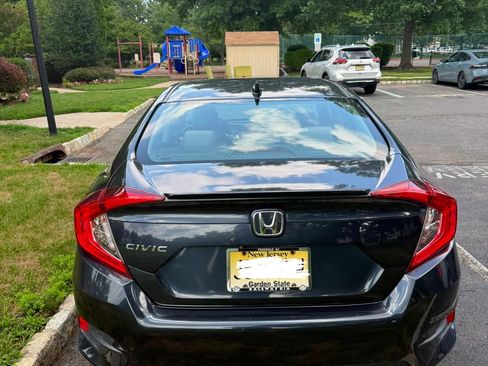 Used 2017 Honda Civic EX-T image 24