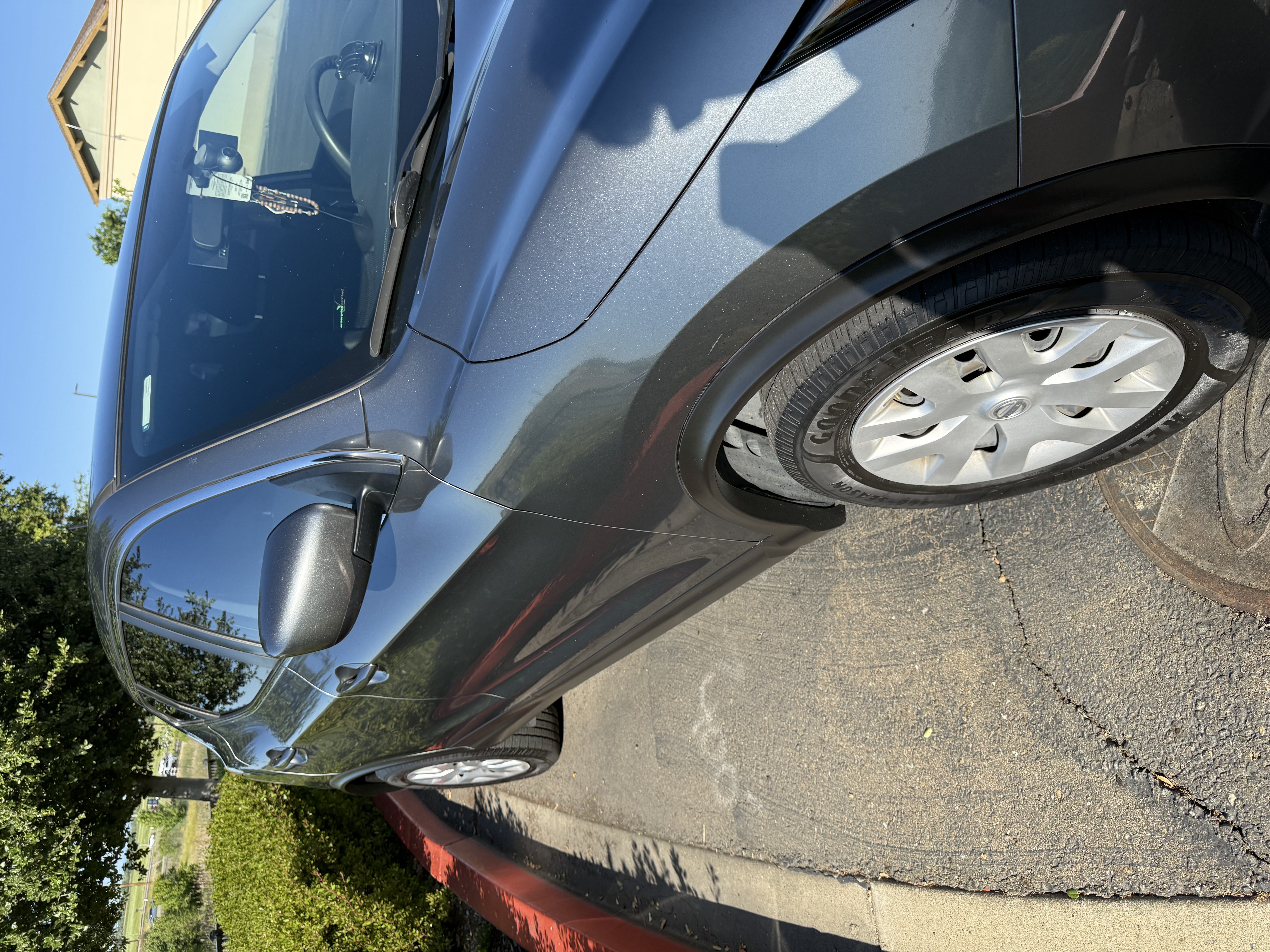 Used 2018 Nissan Rogue Sport S FWD image 5