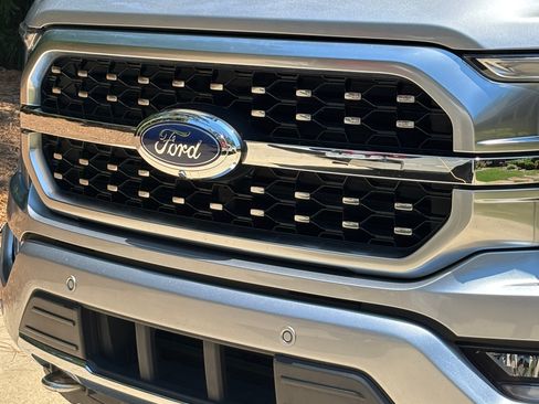 Used 2021 Ford F150 Platinum w/ Equipment Group 701A High AWD/4WD image 5