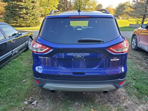 Used 2016 Ford Escape SE w/ Equipment Group 201A image 6