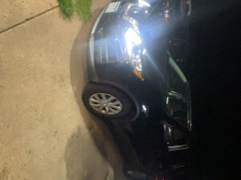 Used 2017 Nissan Rogue S image 10