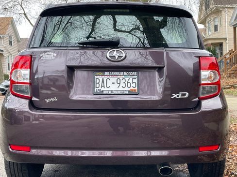 Used 2014 Scion xD image 6