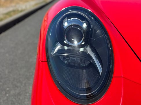 Used 2017 Porsche 911 Carrera image 13