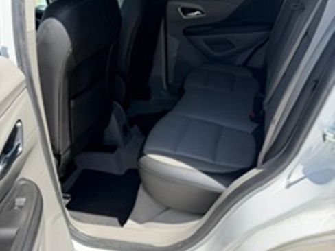 Used 2016 Buick Encore Leather w/ Experience Buick Package FWD image 5