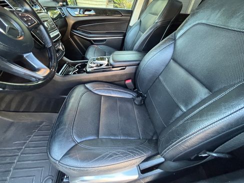 Used 2018 Mercedes-Benz GLS 550 4MATIC image 13