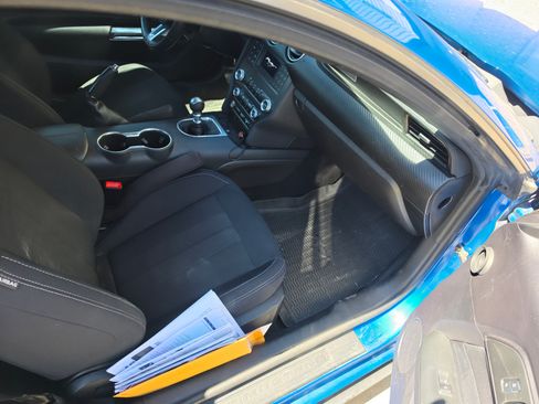 Used 2019 Ford Mustang Coupe image 10