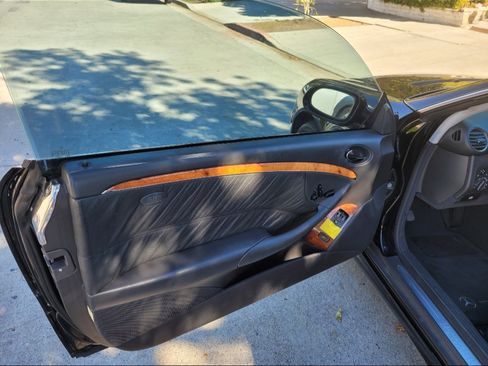 Used 2004 Mercedes-Benz CLK 500 Coupe image 6